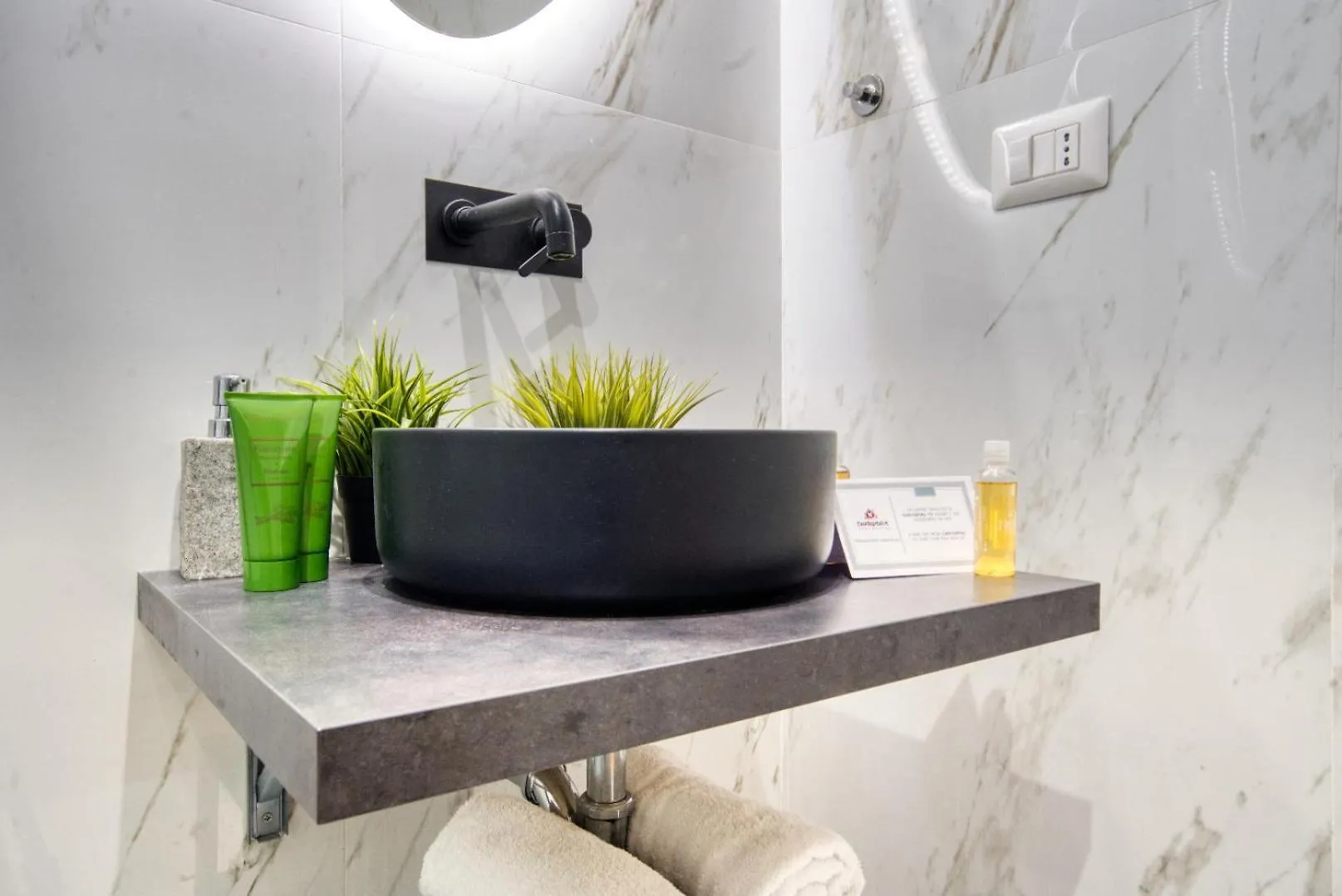 Caseospitali - Alexandra, Romantico Bilocale Di Design In Zona Bosco Verticale, Rinnovato E Accessoriato Μιλάνο